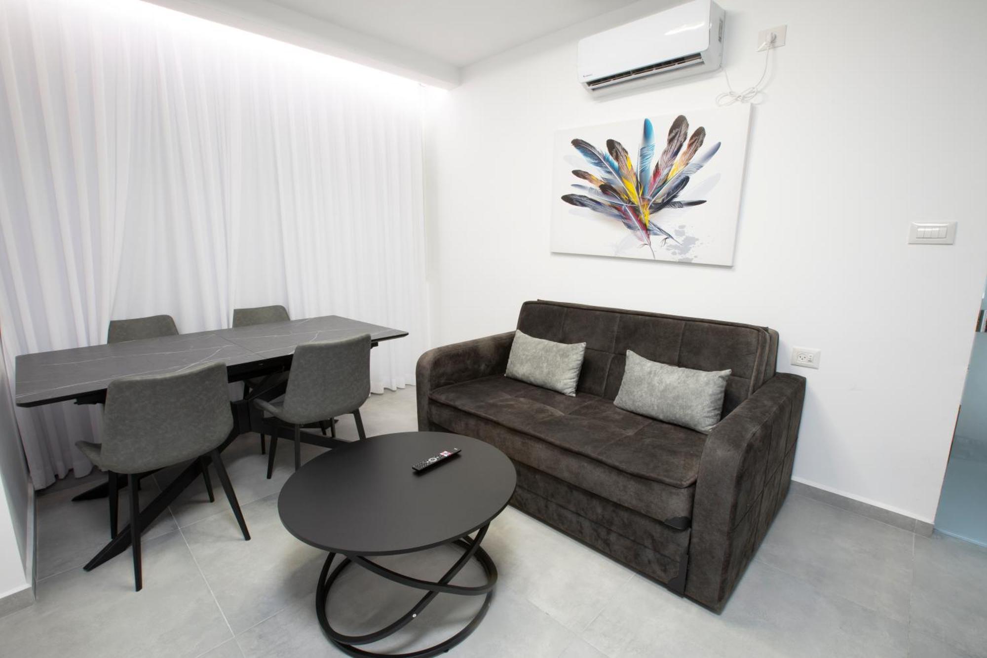 חוויה בכיכר גולד Apartment Netanya Ngoại thất bức ảnh